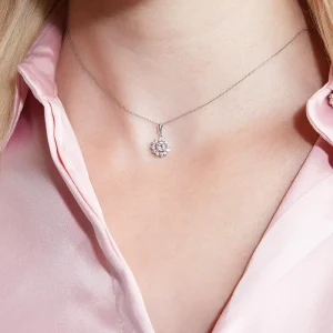 collar de oro blanco