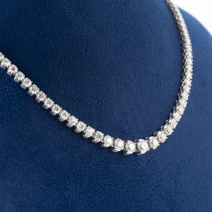 collar de oro blanco