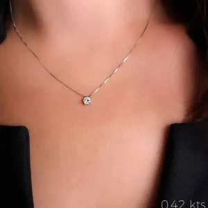 collar diamante solitario