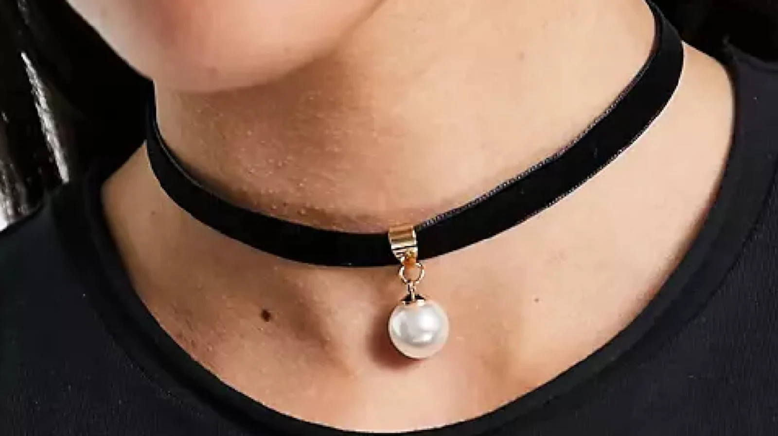 gargantillas de moda pegadas al cuello