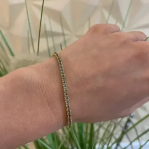 Pulsera Zafiros Verdes Claro 3.80Ct Oro Amarillo Rainbow